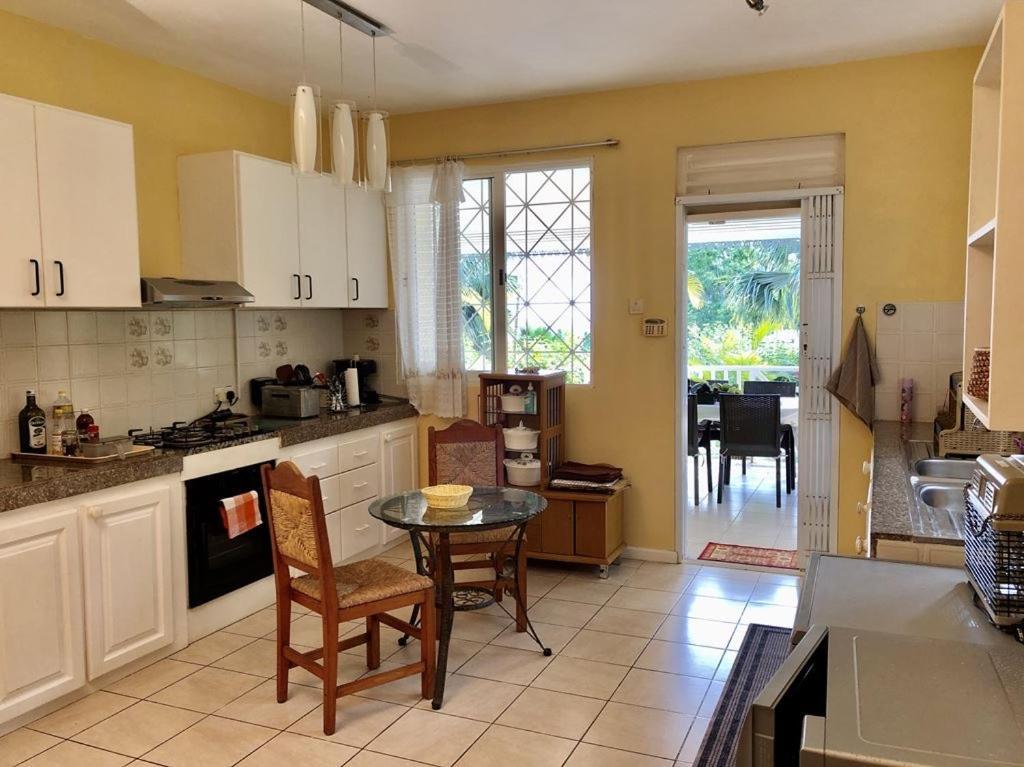 Residence Monte-Cristo Anse Boileau Buitenkant foto
