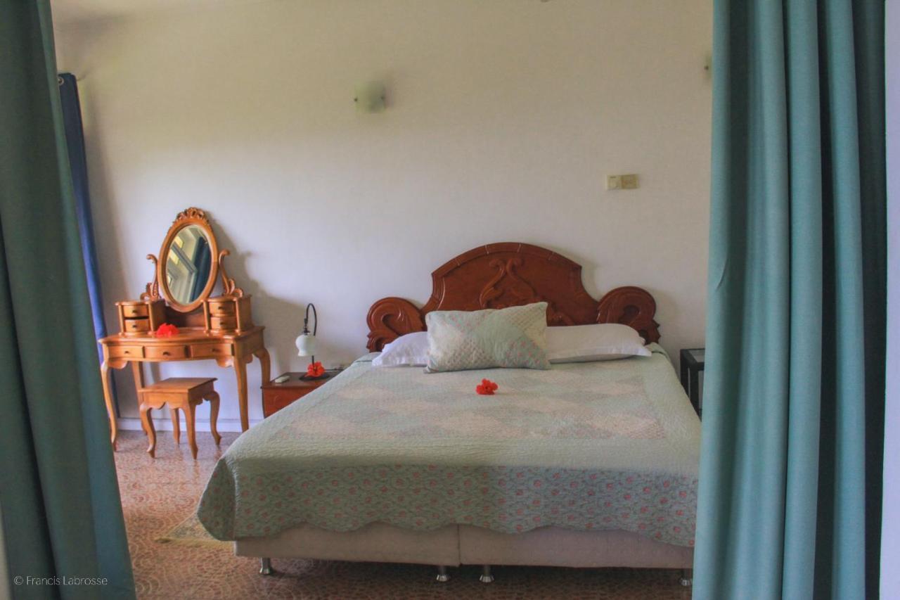 Residence Monte-Cristo Anse Boileau Buitenkant foto