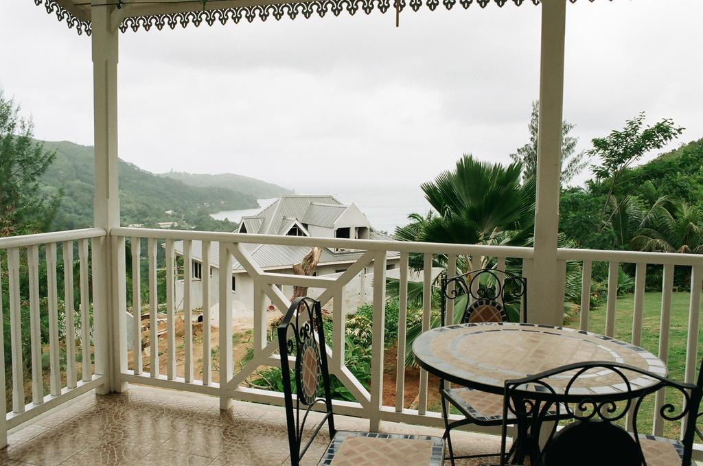 Residence Monte-Cristo Anse Boileau Buitenkant foto